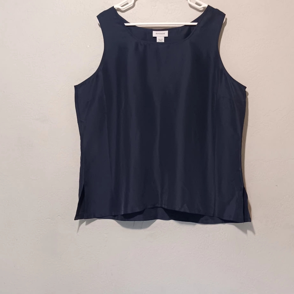 Women 100% Silk Sleeveless Top Sz18-20 Navy Dull‎ Scoop Neck Quiet Luxury Basic